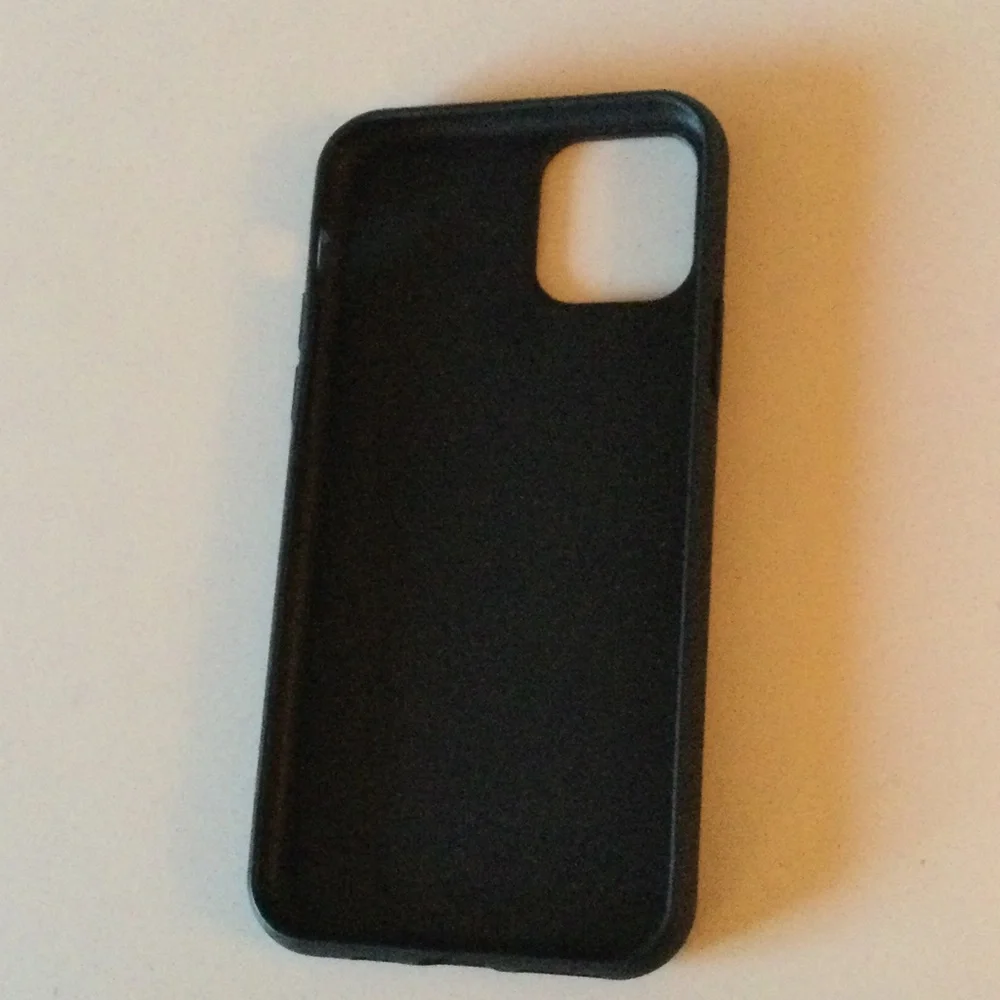 KARL LAGERFELD IPHONE 11 PRO SNAP ON CASE BLACK NWOT